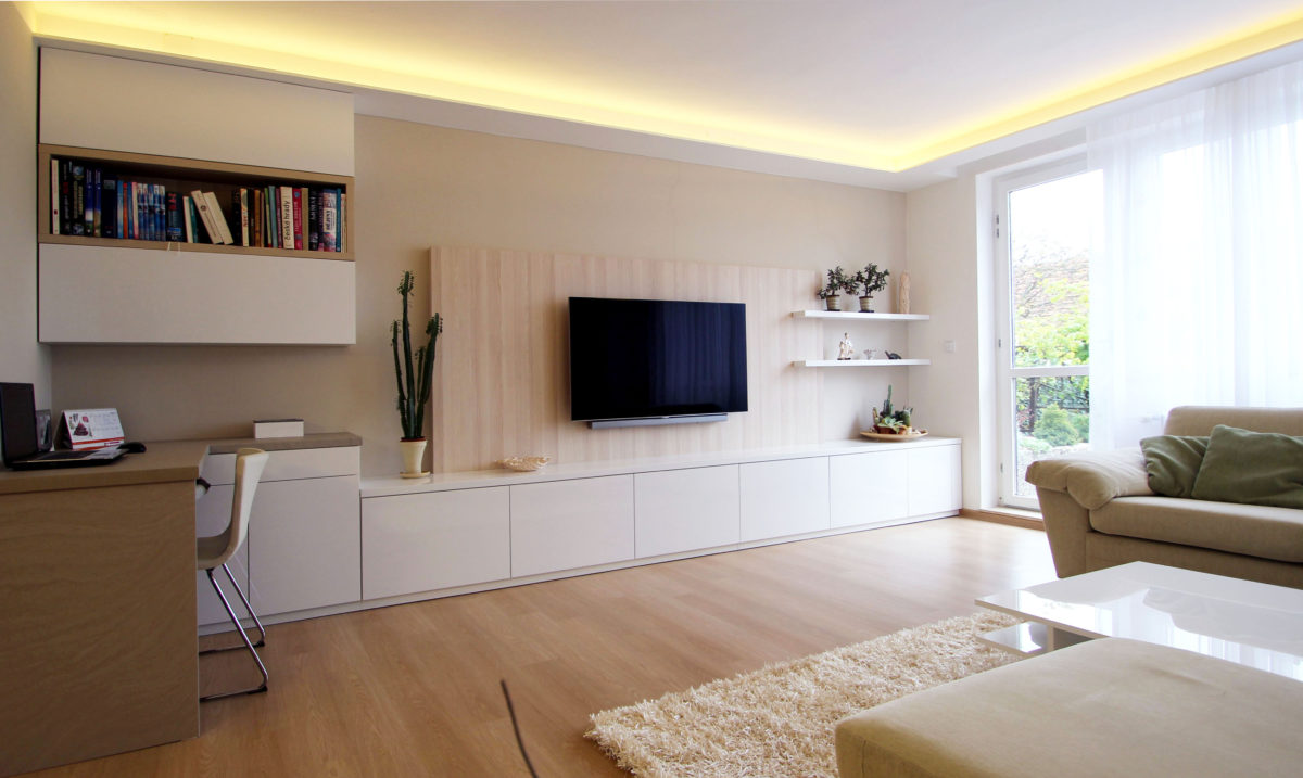 Interiér obývací pokoj s pracovním místem v minimalistickém stylu